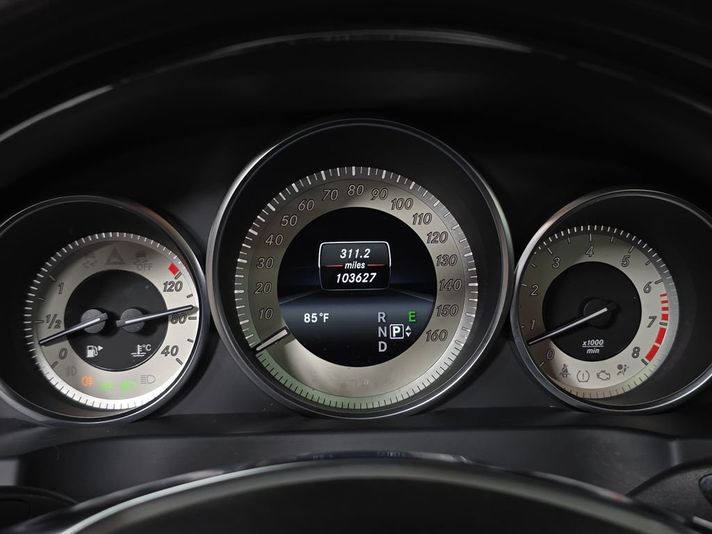 Used 2015  Mercedes-Benz E 400 image 15