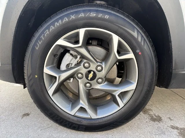 Used 2026 White Chevrolet LT image 19