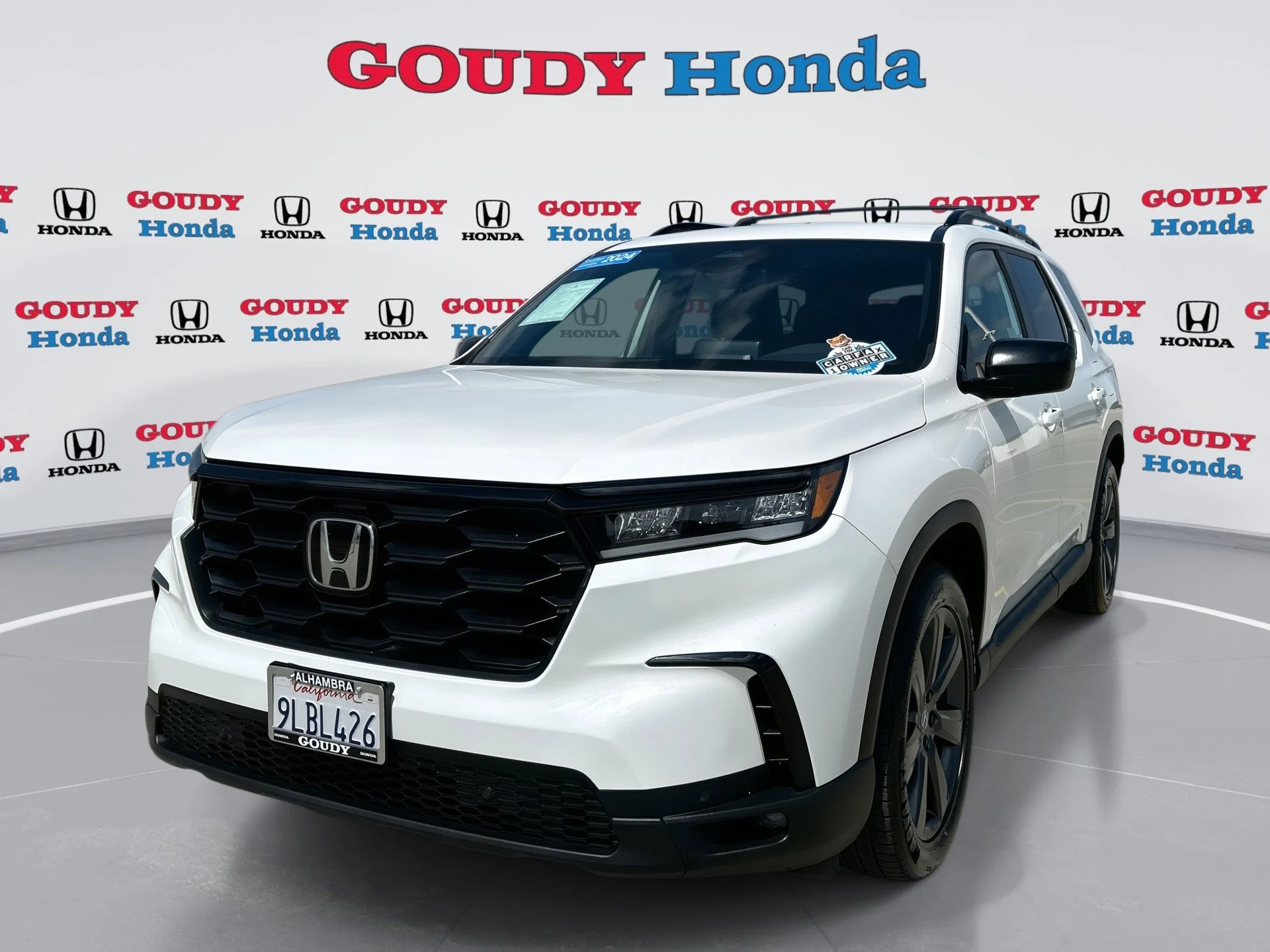 2024 Honda Pilot Sport 2WD's photo
