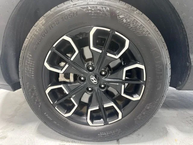 Used 2024 Green Hyundai SEL image 11