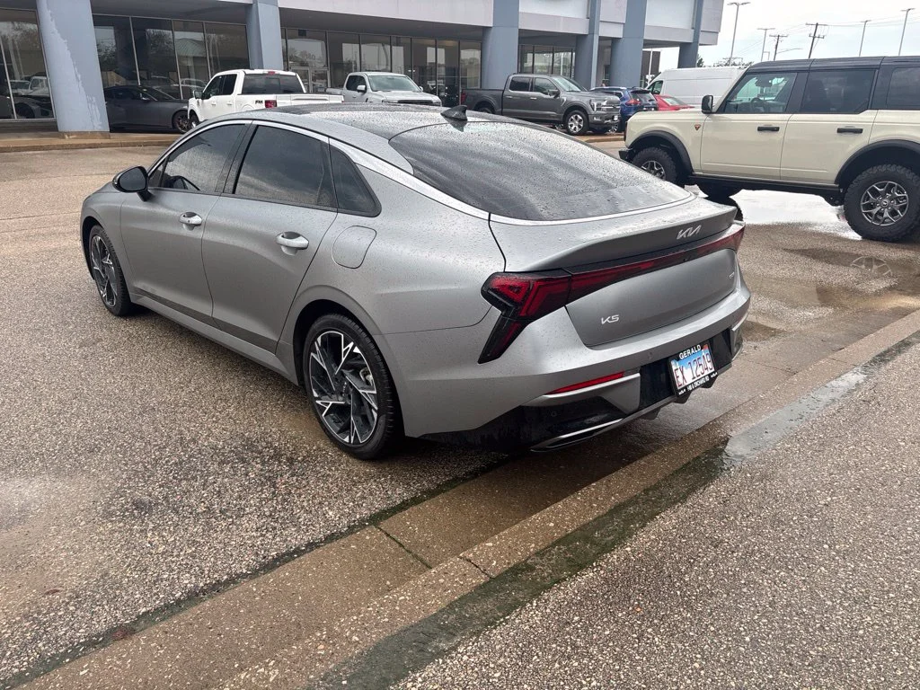 Used 2025 Gray Kia GT-Line image 4