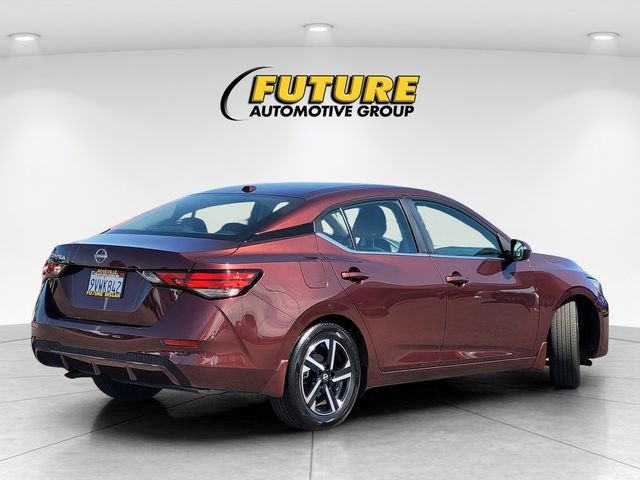 Used 2025 Red Nissan SV image 4