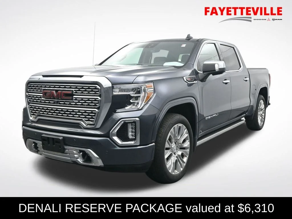 2022 GMC Sierra 4WD Crew Cab Short Box Denali's photo