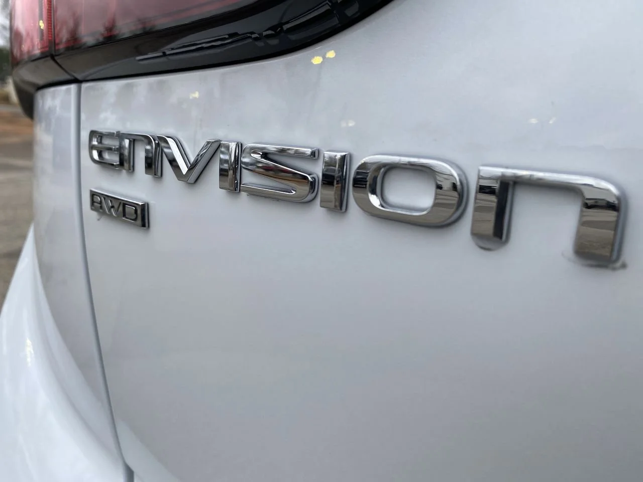 New 2026 Iridescent White Tricoat Buick Sport Touring image 27