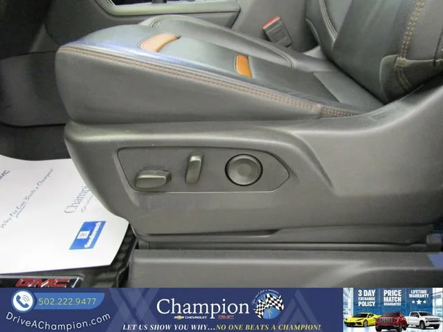 Used 2025 Summit White GMC AT4 image 34