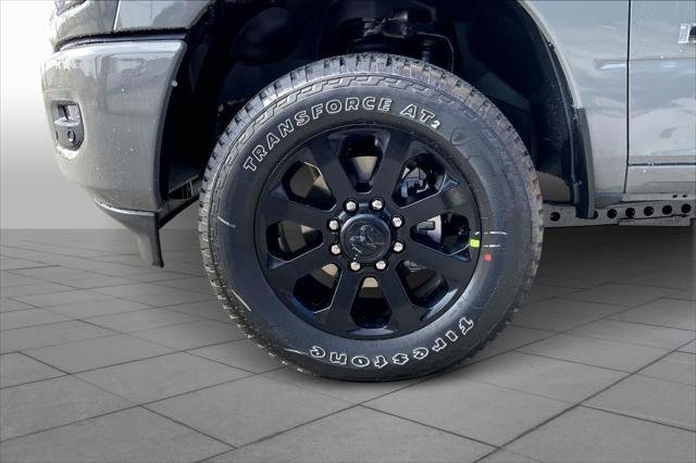 New 2026 Ceramic Gray Clear-Coat Exterior Paint RAM LONE STAR image 8
