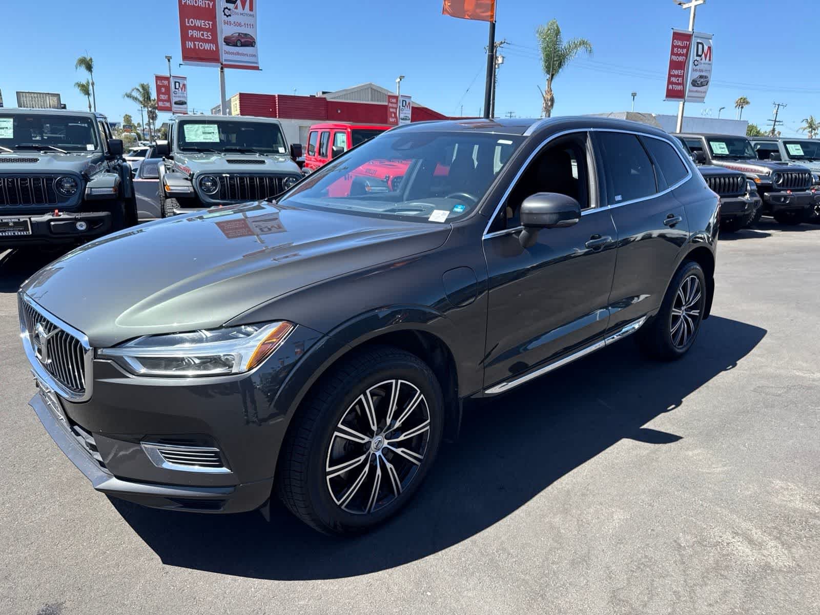 Used 2021 Gray Volvo Inscription image 27