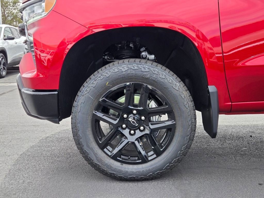 New 2026 RADIANT RED TINTCOAT Chevrolet LT Trail Boss image 5