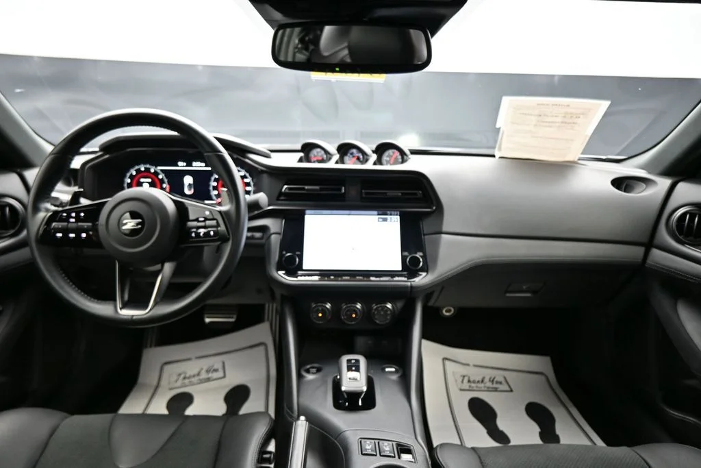 Used 2025 Gray Nissan Performance image 12