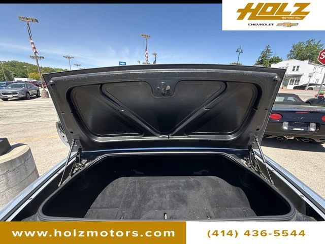 Used 2000 Sebring Silver Metallic Chevrolet 2dr Convertible image 23