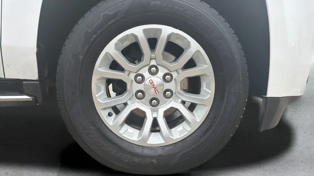 Used 2019 Summit White GMC SLT image 7