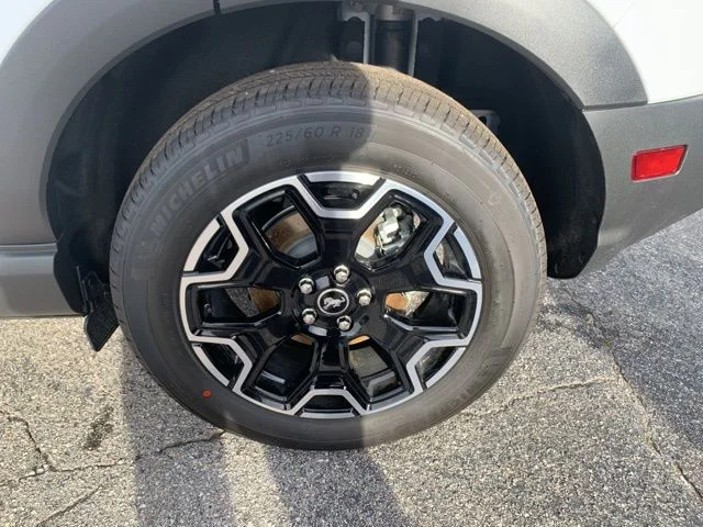 New 2025 White Ford Outer Banks® image 30