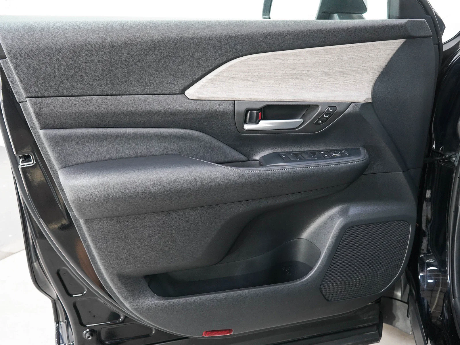 Used 2024 Black Toyota Hybrid Limited image 23
