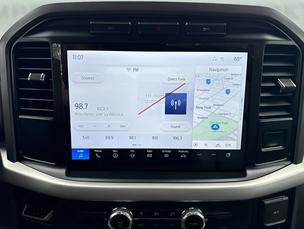 Used 2022 White Ford Pro image 16
