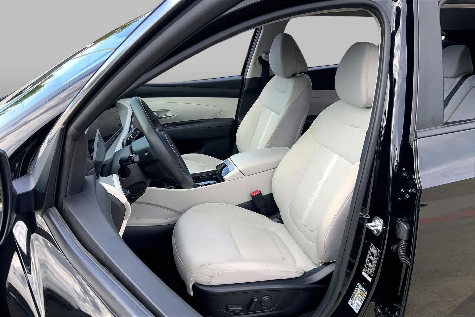 Pre-Owned 2025 Hyundai Tucson SEL