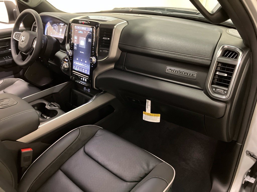 New 2027 Silver Zynith Exterior Paint RAM Laramie image 21