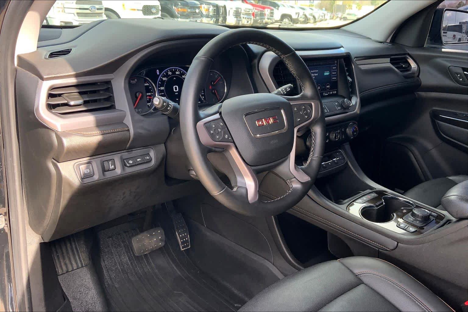 Used 2023 Ebony Twilight Metallic GMC AT4 image 25