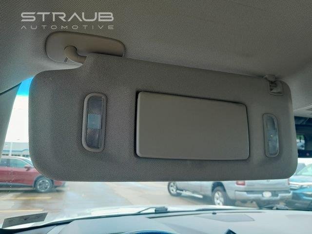 Used 2018  GMC  image 31