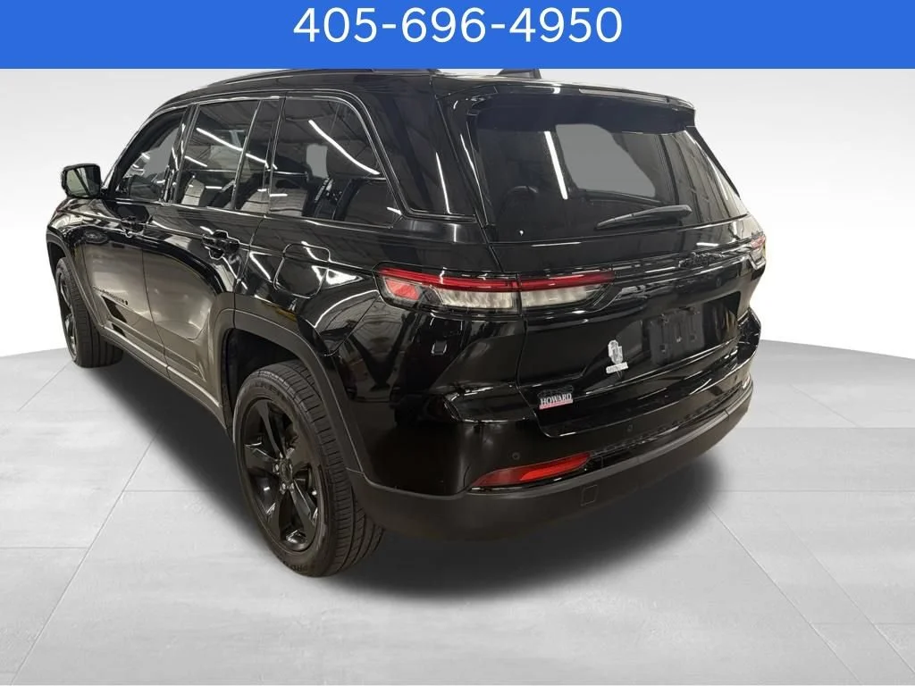 Pre-Owned 2023 Jeep Grand Cherokee Limited
