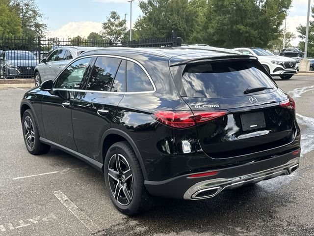 Used 2026 Black Mercedes-Benz GLC 300 image 25