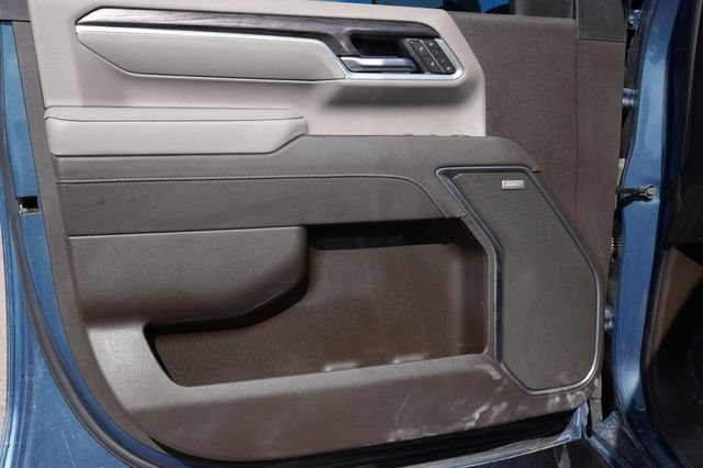 Used 2025 Blue Chevrolet LTZ image 12