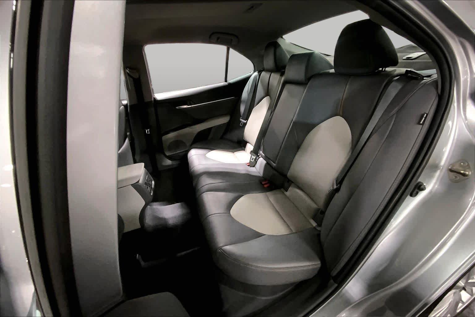 Certified Used 2020 Celestial Silver Metallic Toyota Hybrid XLE image 21