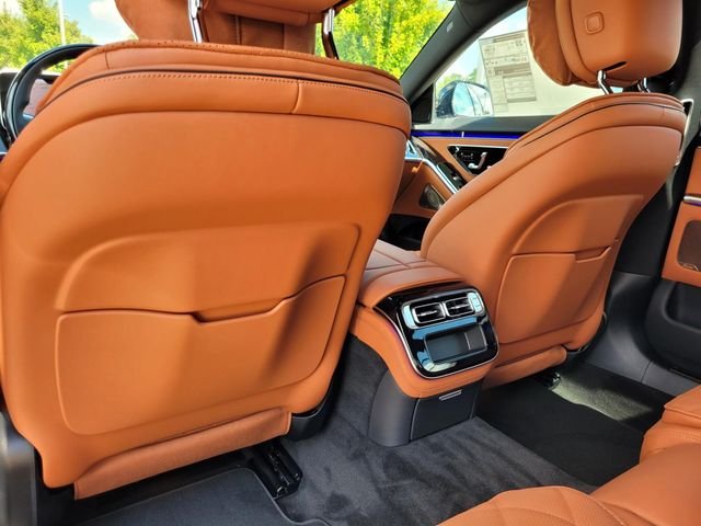 New 2026 Obsidian Black Metallic Mercedes-Benz S 580 image 26