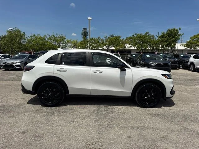 Used 2025 White Honda Sport image 2