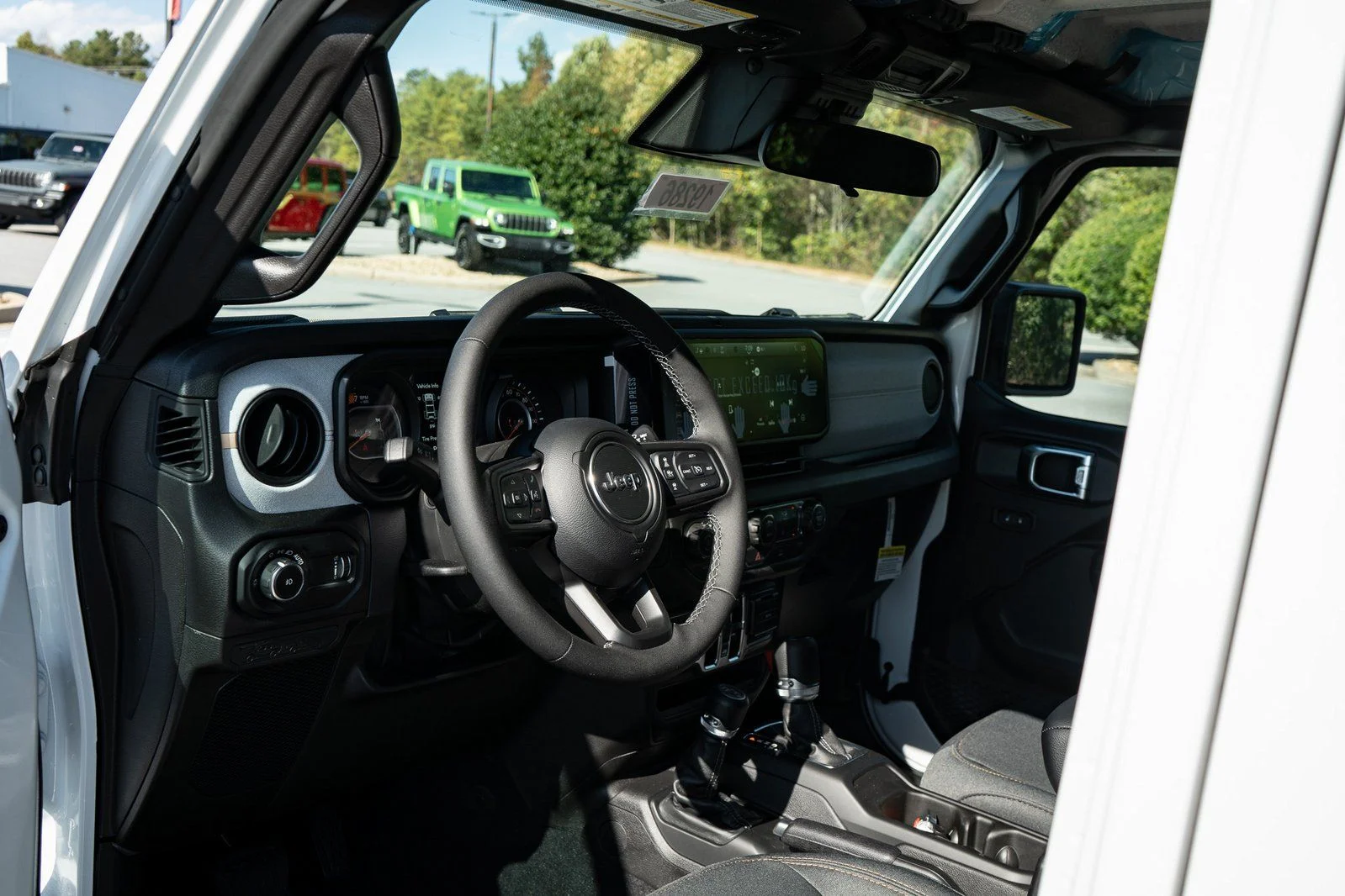 New 2026 Bright White Clear-Coat Exterior Paint Jeep Sport S image 13
