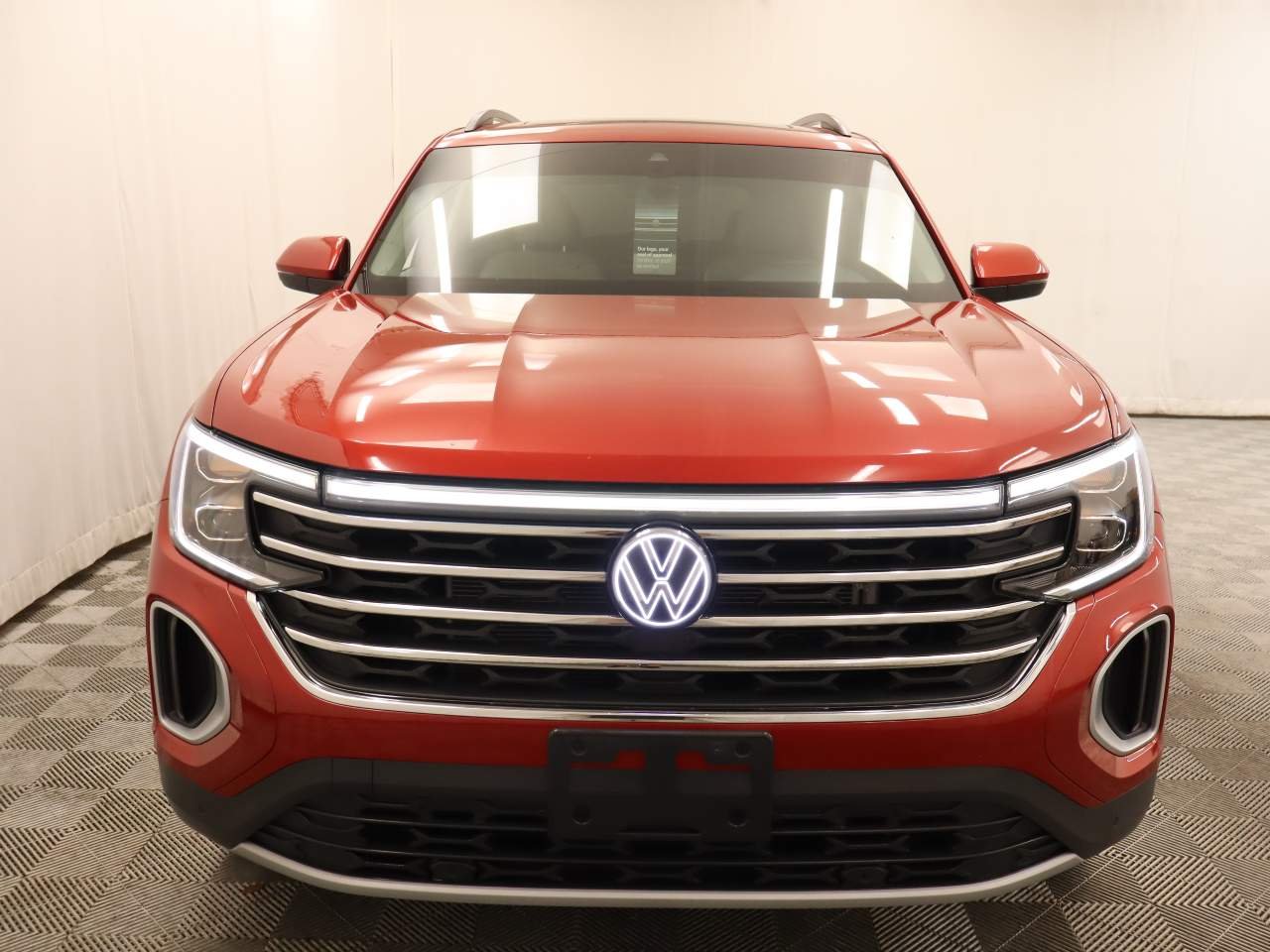 Certified Used 2024 Aurora Red Metallic Volkswagen SE image 5