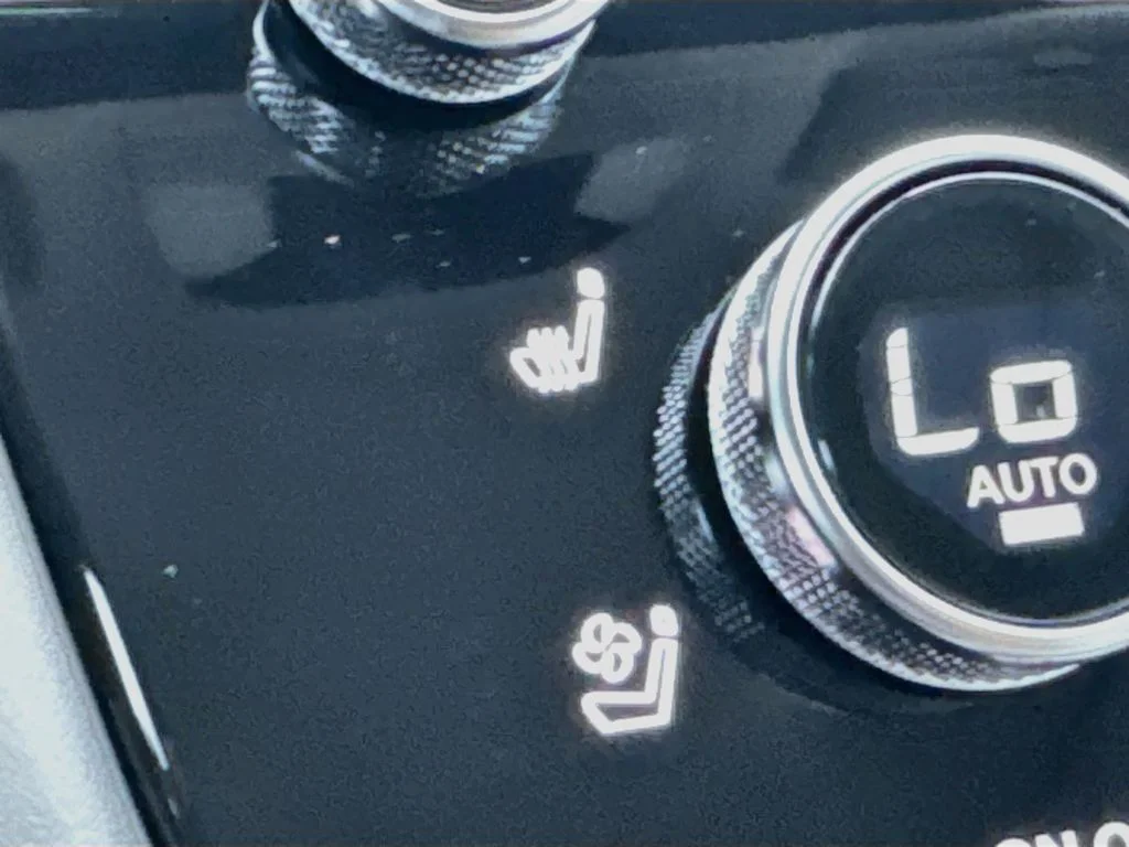 New 2027 Gray INFINITI LUXE image 21