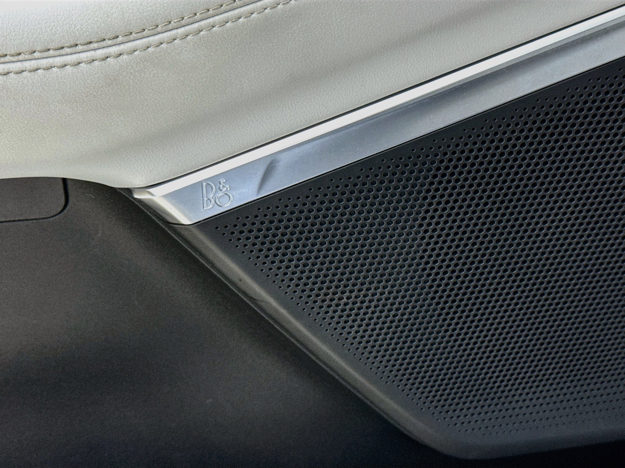 Used 2025 Glacier Gray Metallic TriCoat Ford Platinum image 22