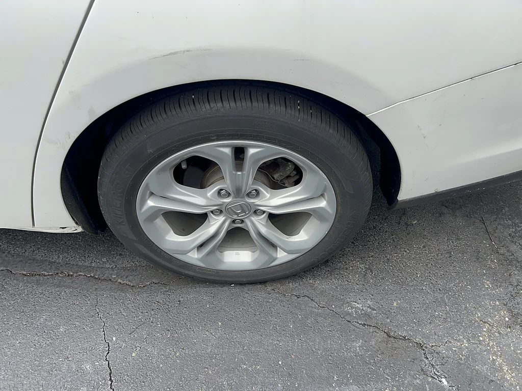 Certified Used 2023 WHITE Honda LX image 33