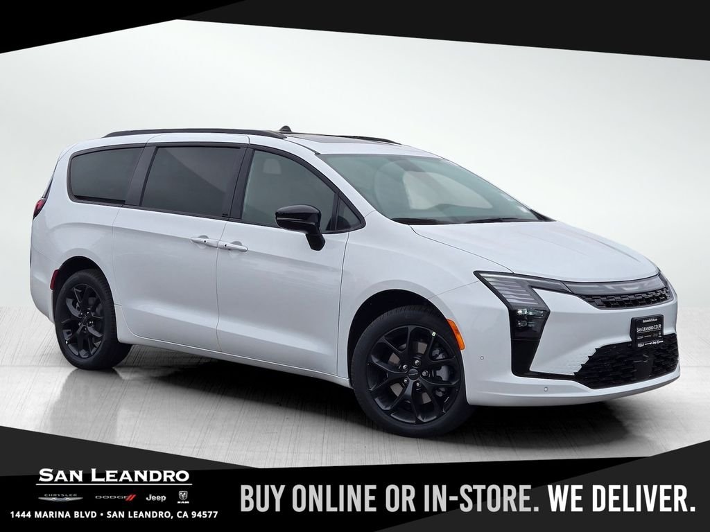 2027 Chrysler Pacifica Limited AWD's photo