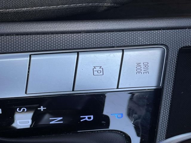 Used 2021  Hyundai SEL image 27