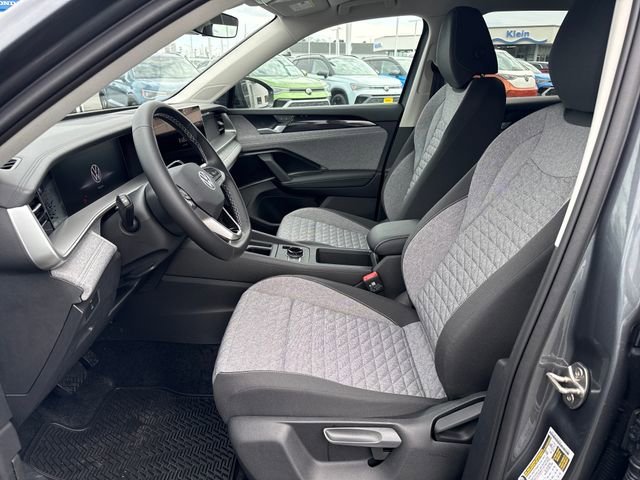 New 2026 Platinum Gray Metallic Volkswagen S image 17