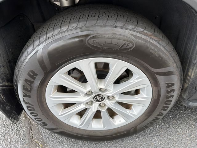 Used 2025 Black Toyota XLE image 17