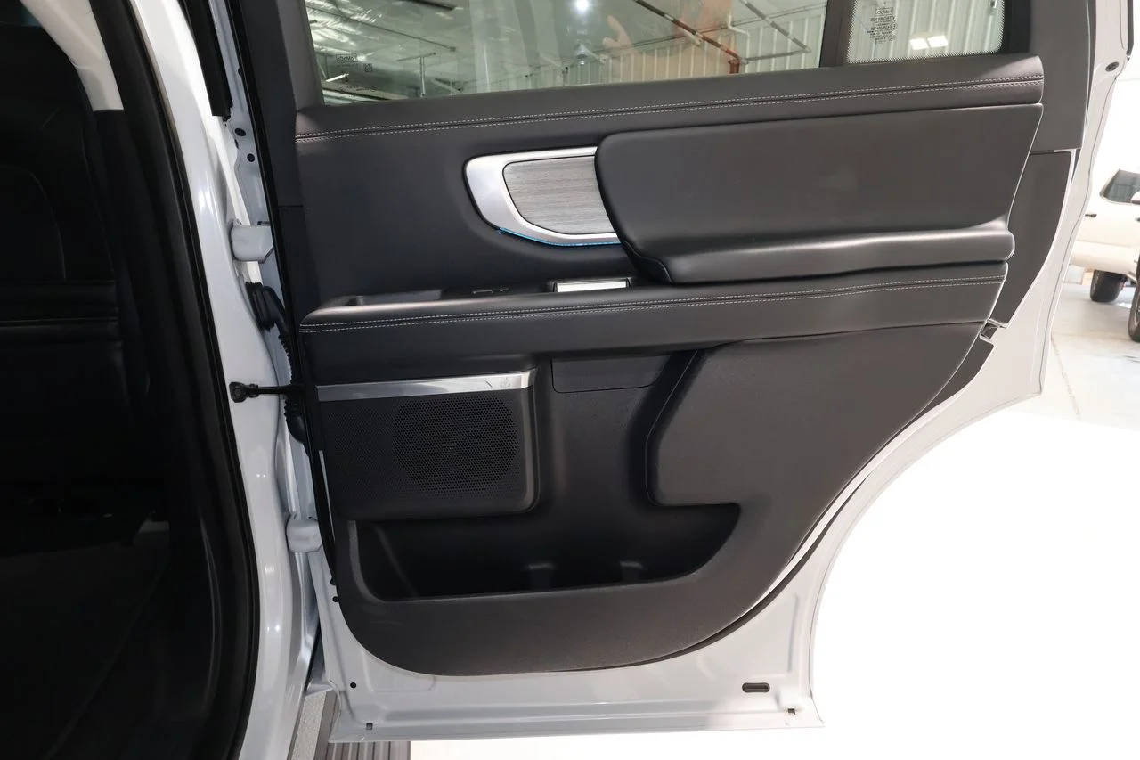 Used 2025 Silver Ford Platinum image 20