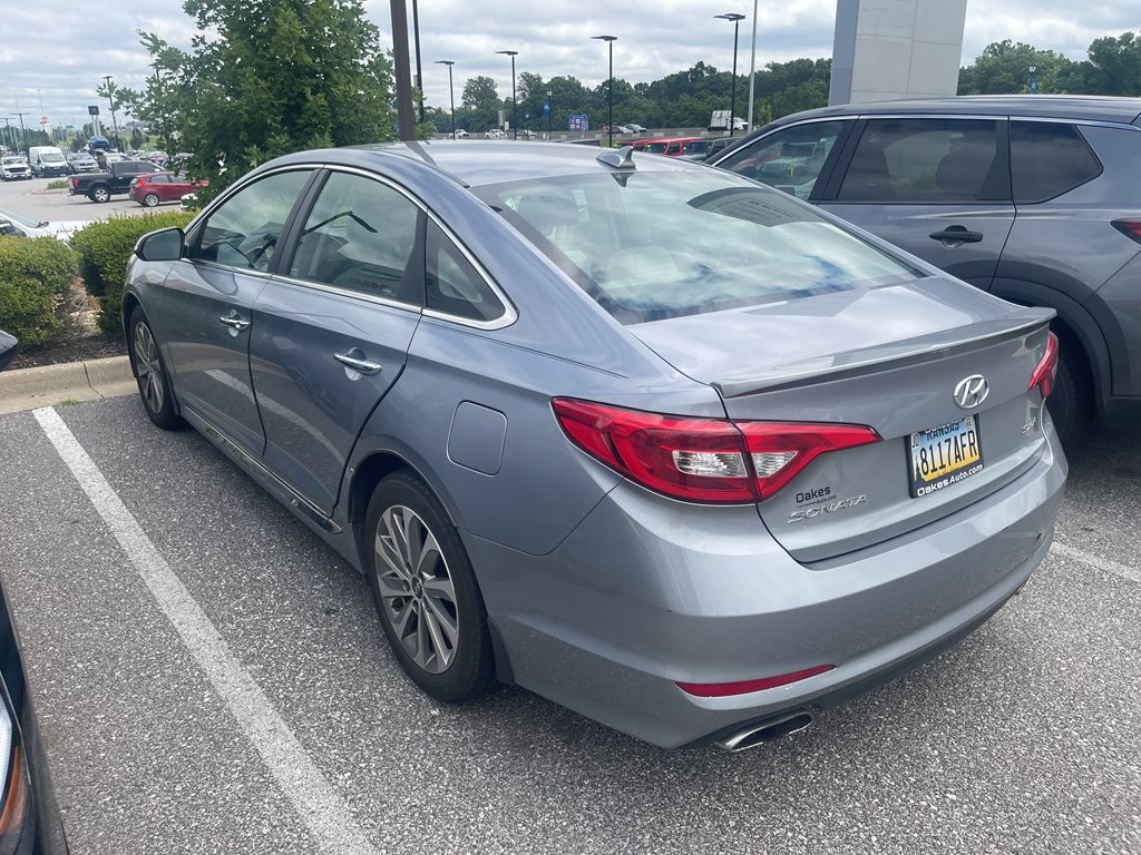Used 2015 Shale Gray Metallic Hyundai 2.4L Sport image 7