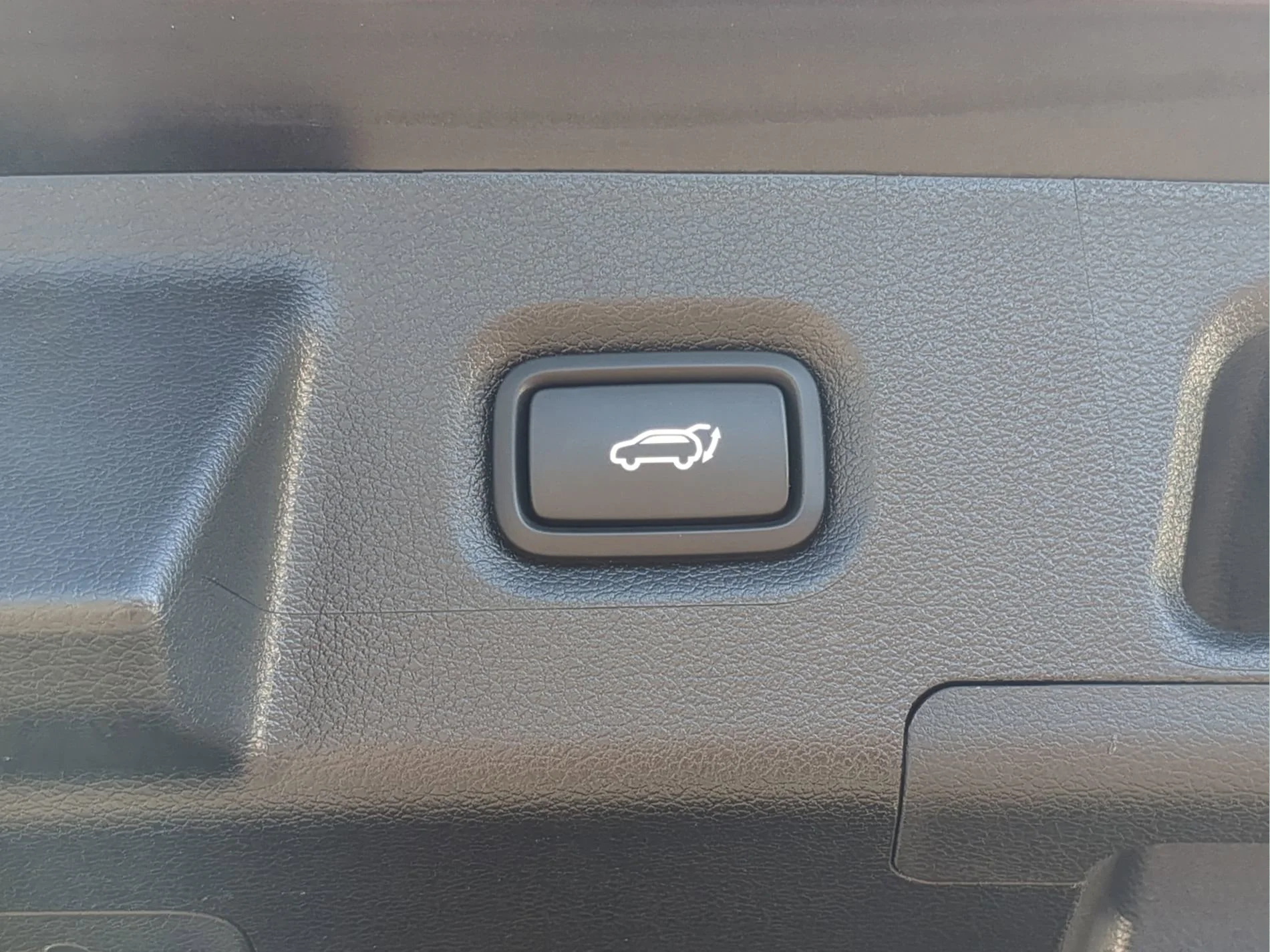 Used 2023 Twilight Black Hyundai SEL Premium image 11