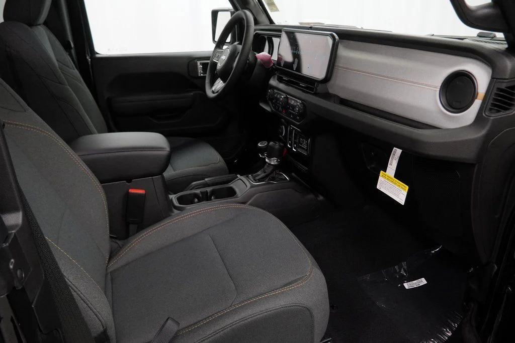 New 2026 Black Clear-Coat Exterior Paint Jeep Sport S image 32