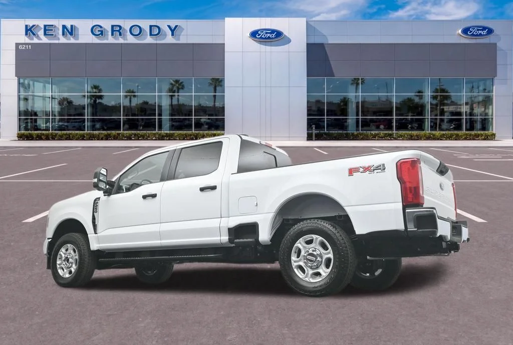 2026 Ford F-250 XL 4x4 Crew Cab 6-3/4' Box's photo