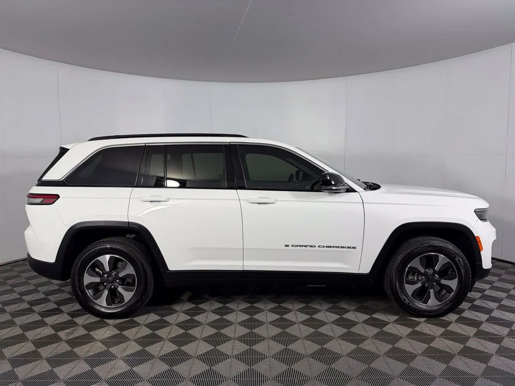 Certified Used 2024 White Jeep 4xe image 5