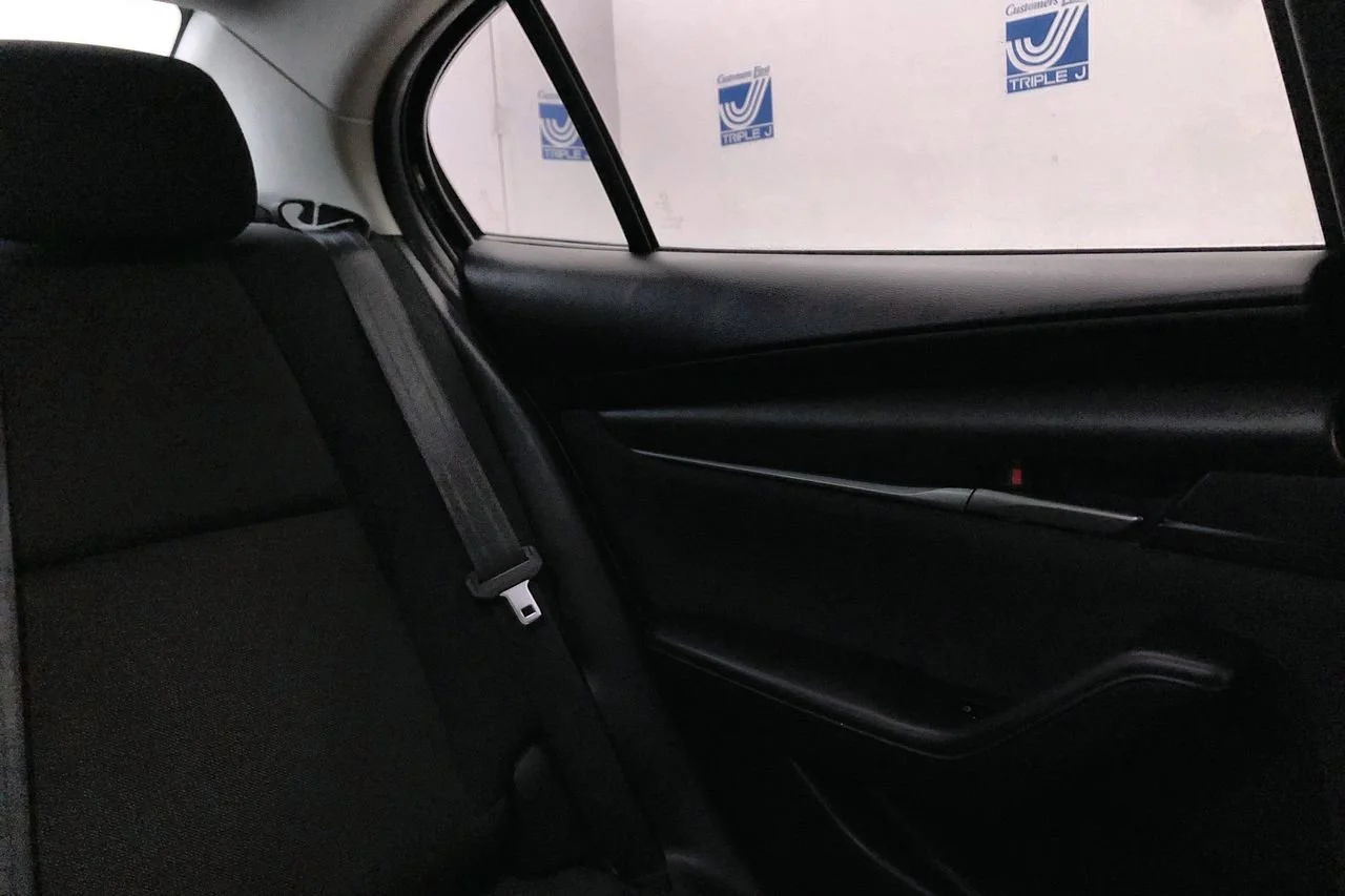 Used 2020 Jet Black Mazda  image 13