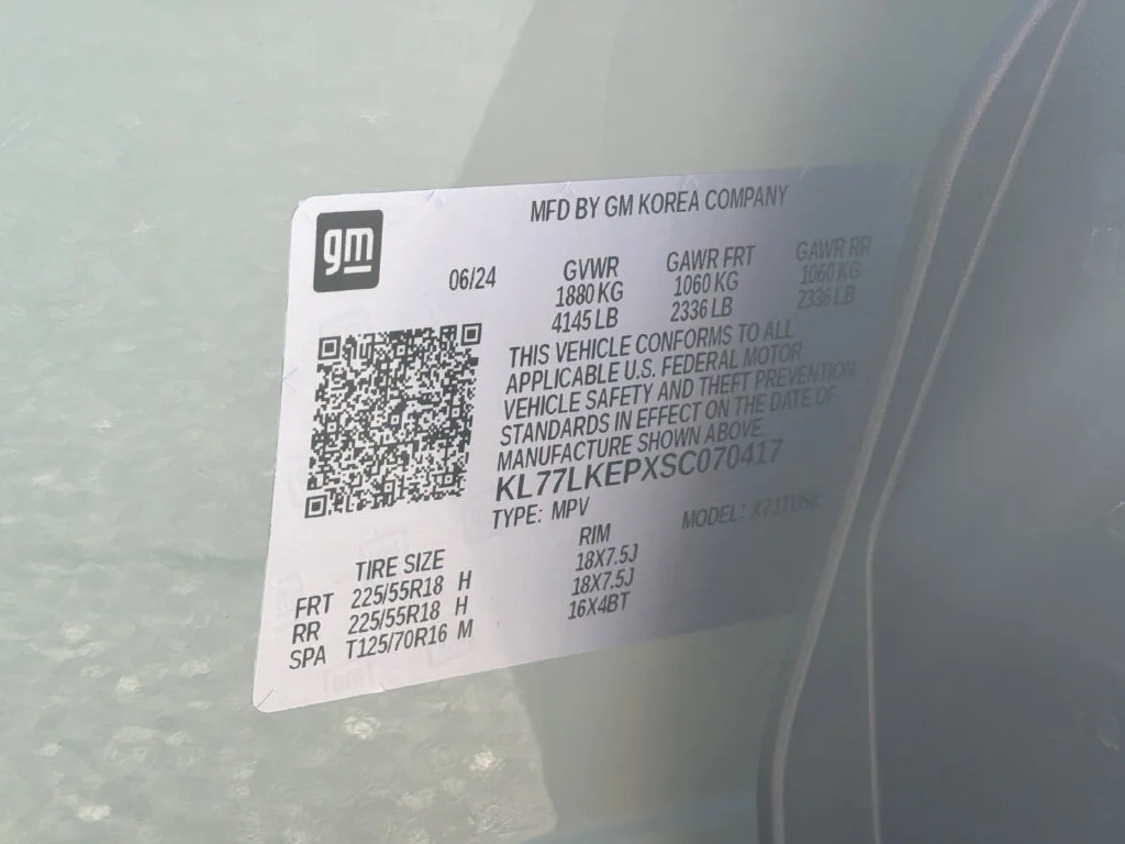 Used 2025 Green Chevrolet ACTIV image 33