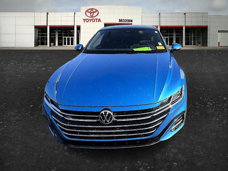 Used 2023 Blue Metallic Volkswagen SEL R-Line image 6