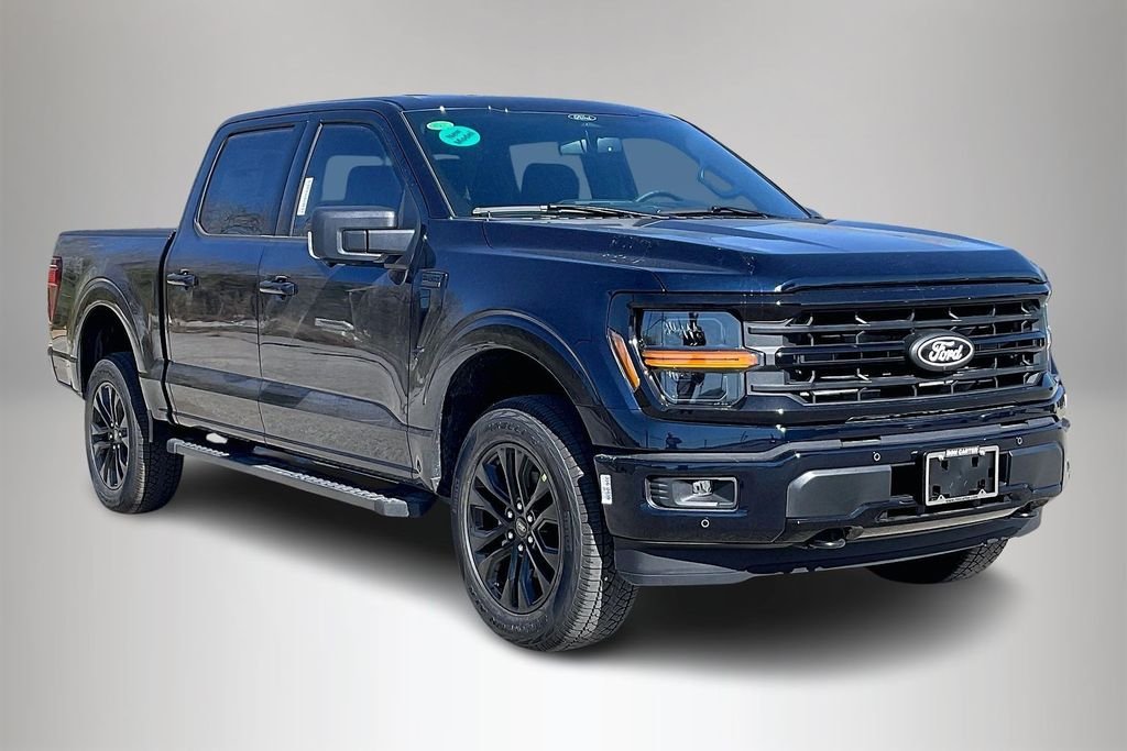 New 2026 Ford F-150 XLT 4D SuperCrew
