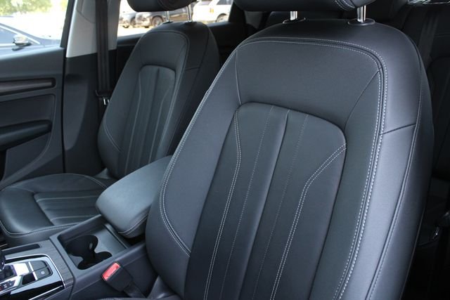 Used 2023 Daytona Gray Pearl Effect Audi 45 S line Premium image 6