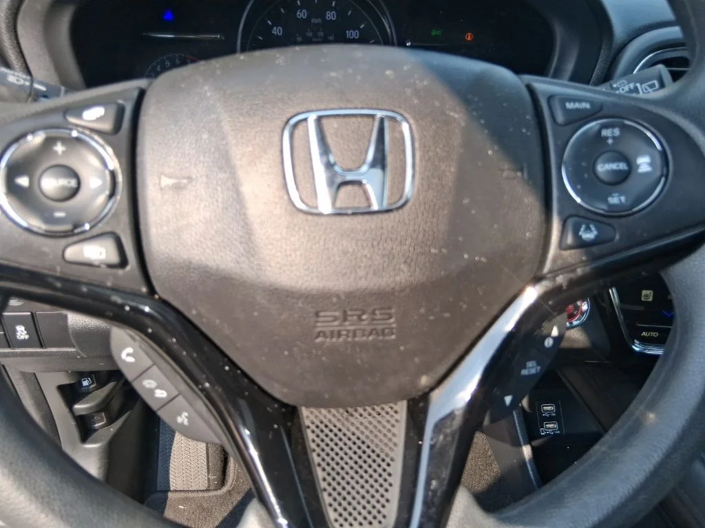 Used 2022  Honda EX image 9