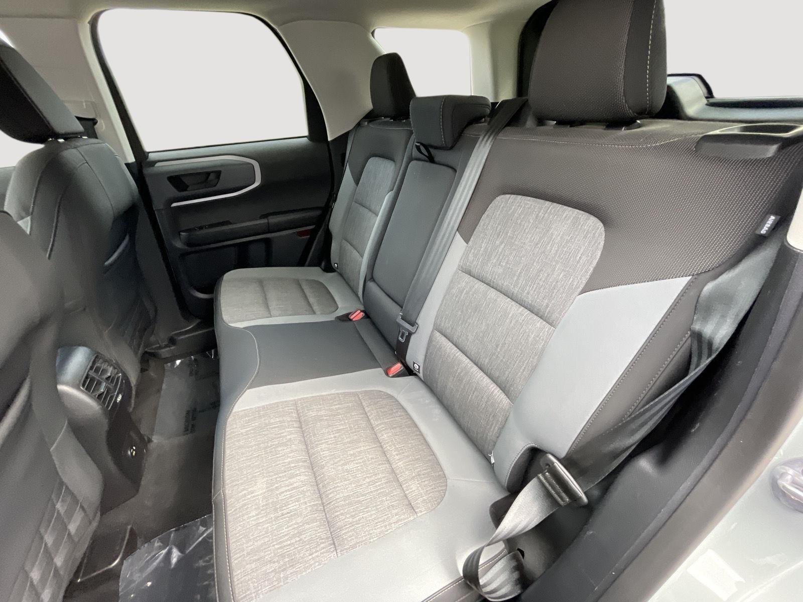 Used 2024 Cactus Gray Ford Big Bend image 18